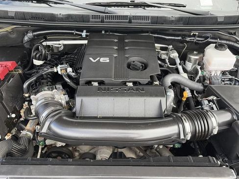 Used 2023 Nissan Frontier PRO-4X AWD/4WD image 37