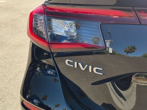 Used 2024 Honda Civic Sport image 25