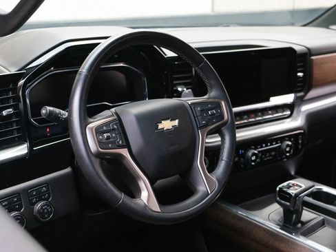 Used 2023 Chevrolet Silverado 1500 High Country image 24
