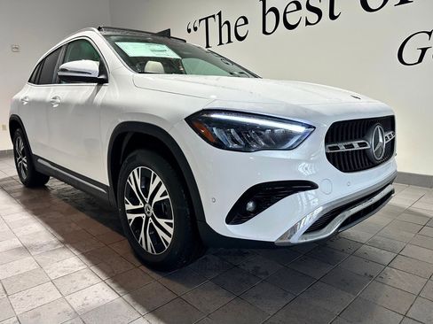 New 2026 Mercedes-Benz GLA 250 4MATIC image 1