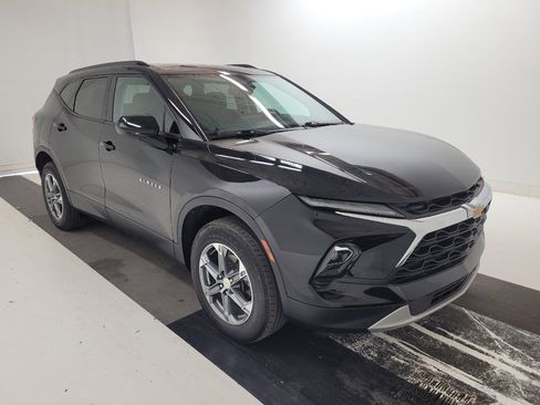 Used 2024 Chevrolet Blazer LT w/ Convenience Package FWD image 13