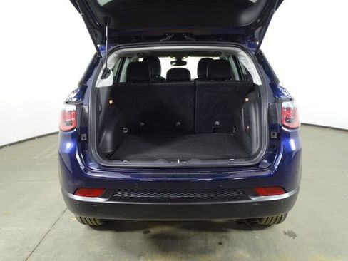 Used 2018 Jeep Compass Limited w/ Navigation Group image 16