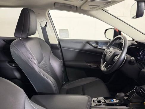 Certified 2022 Lexus NX 250 FWD w/ Premium Package image 31