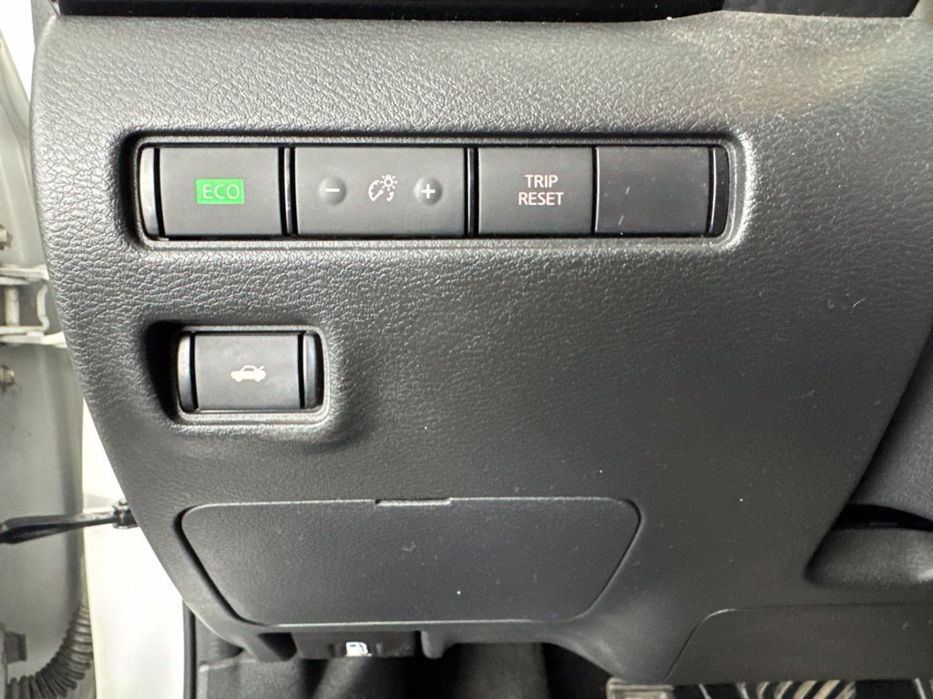 Used 2021 Nissan Sentra SR FWD image 49