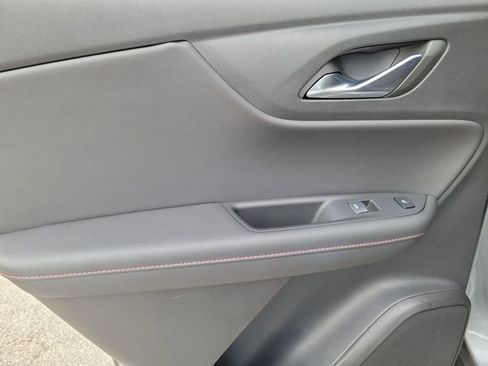 Used 2025 Chevrolet Blazer RS w/ Driver Confidence II Package FWD image 10