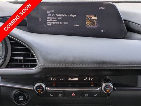 Used 2019 MAZDA MAZDA3 Hatchback w/ Preferred Package FWD image 14