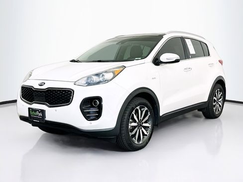 Used 2017 Kia Sportage EX w/ EX Technology Package AWD/4WD image 3