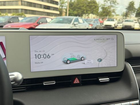 Certified 2024 Hyundai Ioniq 5 Limited RWD image 30