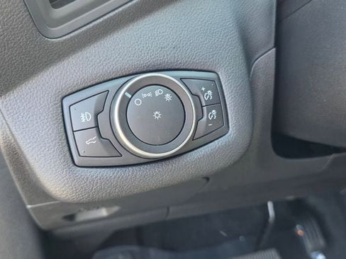 Used 2017 Ford Escape SE w/ Equipment Group 201A AWD/4WD image 26