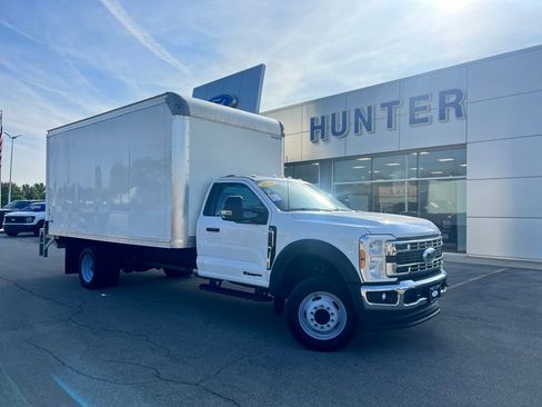 Used 2024 Ford F550 2WD Regular Cab Super Duty image 1
