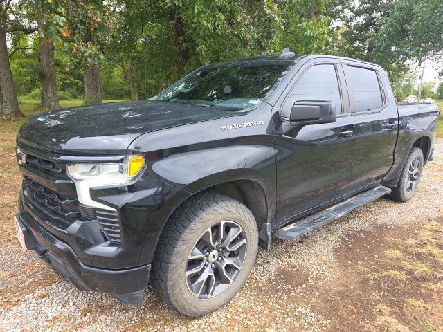 Used 2022 Chevrolet Silverado 1500 RST AWD/4WD image 9