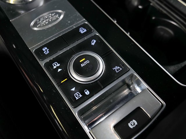 Used 2020 Land Rover Range Rover Long Wheelbase Autobiography AWD/4WD image 21