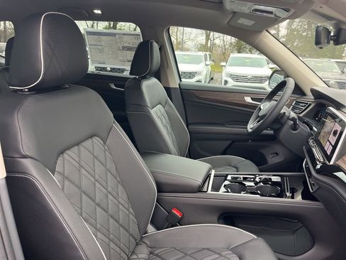 New 2026 Volkswagen Atlas SEL Premium R-Line image 23