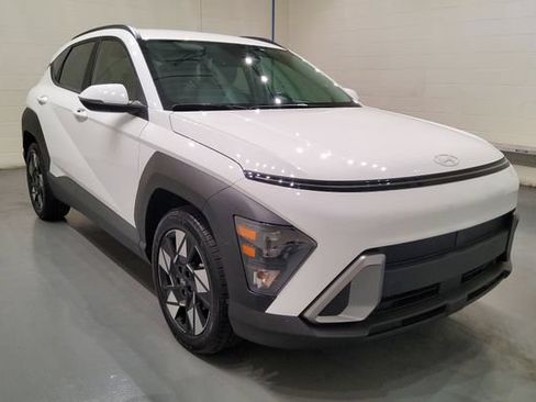 Used 2024 Hyundai Kona SEL FWD image 1