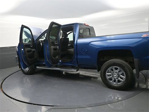 Used 2016 Chevrolet Silverado 2500 LTZ w/ LTZ Plus Package image 39