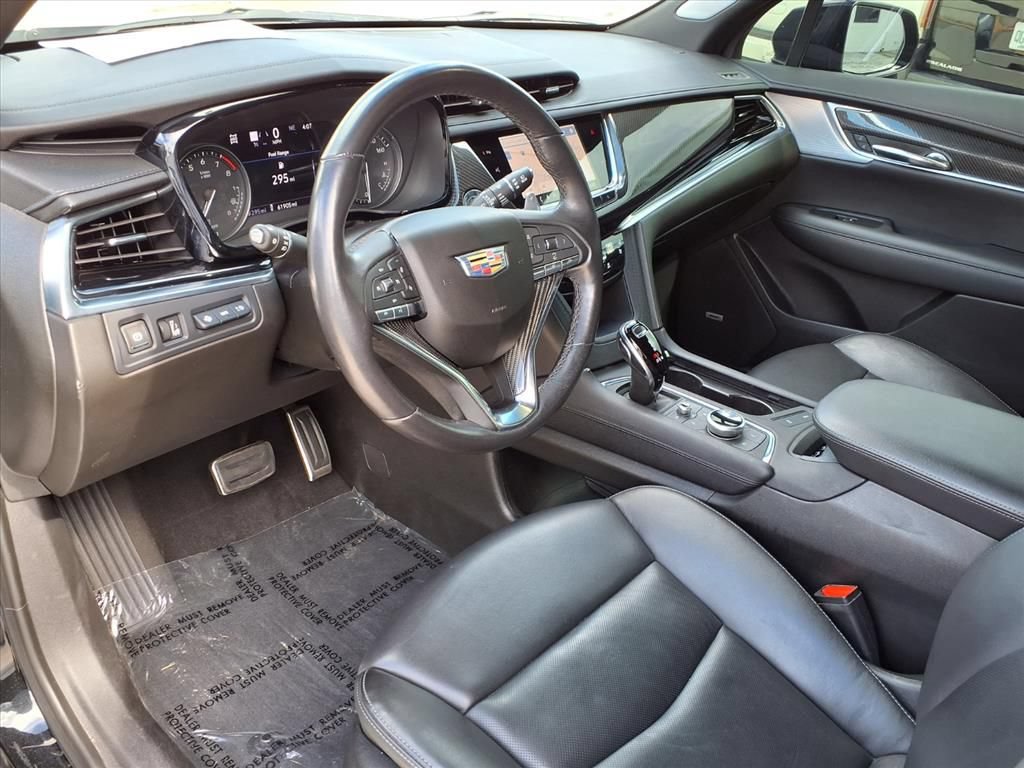 Used 2024 Cadillac XT6 Sport w/ Technology Package AWD/4WD image 19
