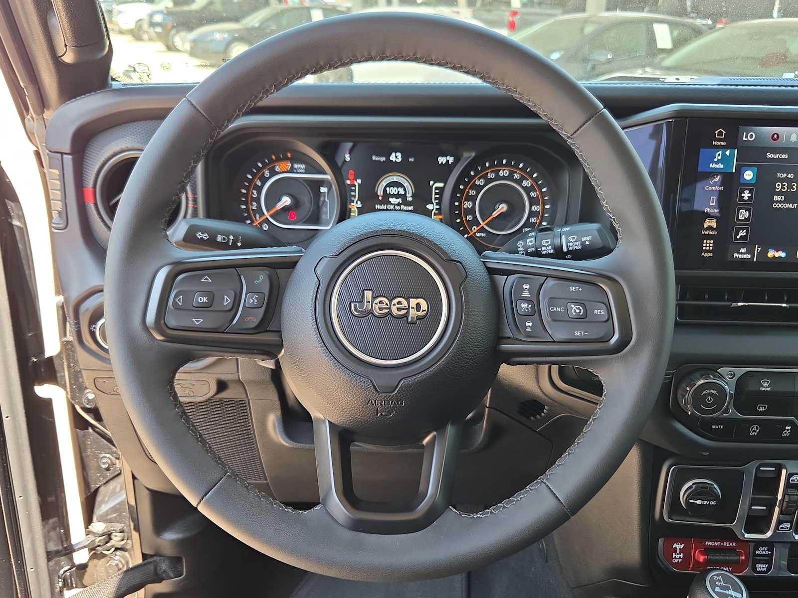 Used 2026 Jeep Wrangler Unlimited Rubicon AWD/4WD image 19