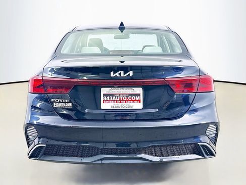 Used 2023 Kia Forte LXS image 6