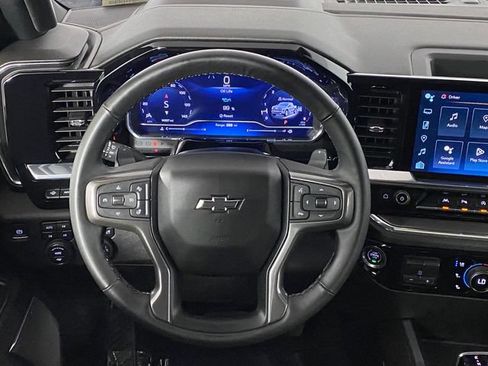 Certified 2024 Chevrolet Silverado 1500 High Country w/ High Country Premium Package AWD/4WD image 15