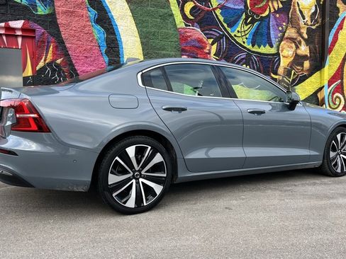 Used 2023 Volvo S60 B5 Ultimate image 9