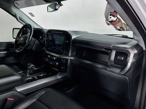 Used 2022 Ford F150 Lariat w/ Equipment Group 502A High AWD/4WD image 29