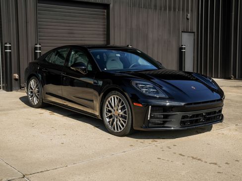 New 2026 Porsche Panamera 4 image 7