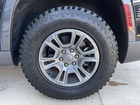 Used 2022 Jeep Wagoneer Series I image 17