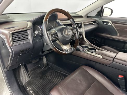 Used 2019 Lexus RX 350L FWD image 9