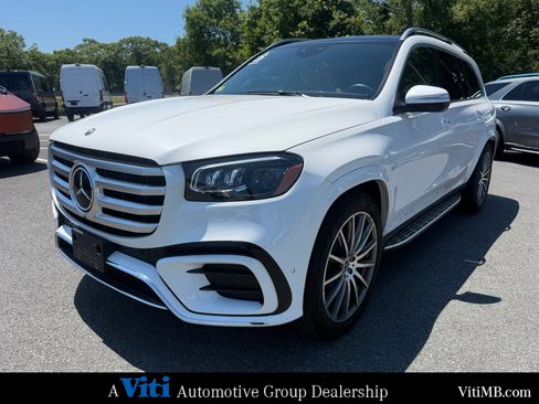Certified 2025 Mercedes-Benz GLS 580 4MATIC image 4