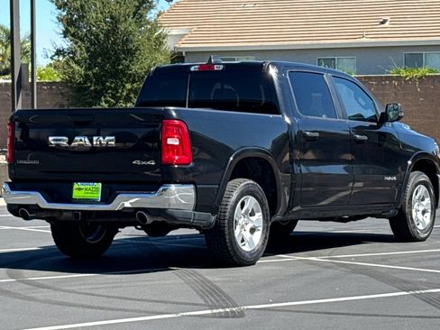 Used 2025 RAM 1500 Big Horn AWD/4WD image 11