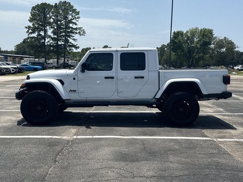 Used 2026 Jeep Gladiator Sport AWD/4WD image 8