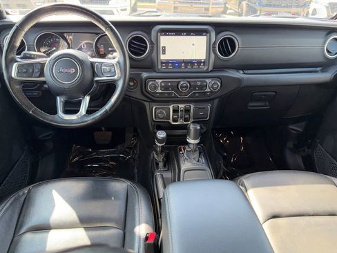 Used 2023 Jeep Wrangler Unlimited Sahara w/ Cold Weather Group AWD/4WD image 23
