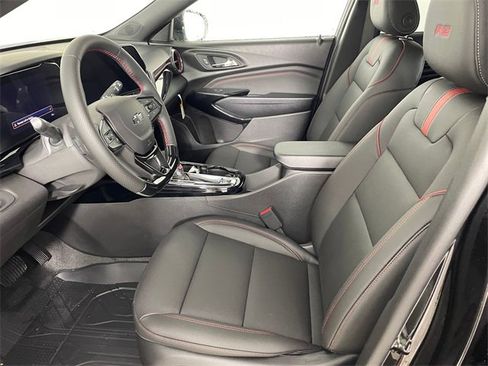 New 2026 Chevrolet Trax RS w/ Sunroof Package image 2