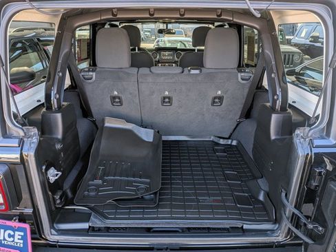 Used 2020 Jeep Wrangler Unlimited Sport S image 19