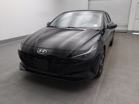 Used 2023 Hyundai Elantra SEL w/ Convenience Package FWD image 15