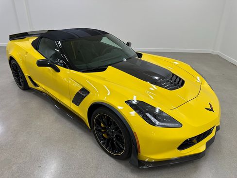 Used 2016 Chevrolet Corvette Z06 w/ C7.r Special Edition image 7