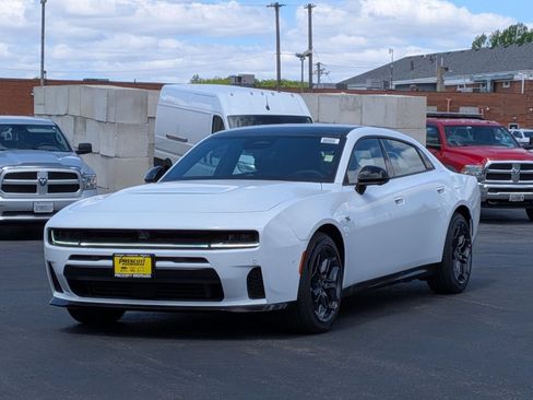 New 2026 Dodge Charger R/T AWD/4WD image 3