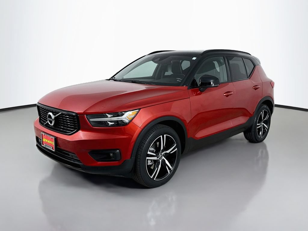 Used 2020 Volvo XC40 T5 R-Design AWD/4WD image 3