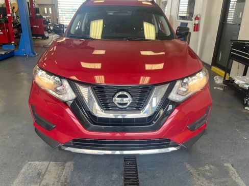 Used 2017 Nissan Rogue SV w/ Midnight Edition Package AWD/4WD image 15