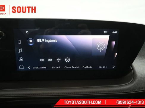 Used 2025 Buick Encore GX Avenir w/ Avenir Convenience Package AWD/4WD image 13