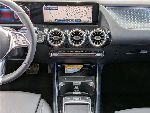 New 2026 Mercedes-Benz GLA 250 image 11