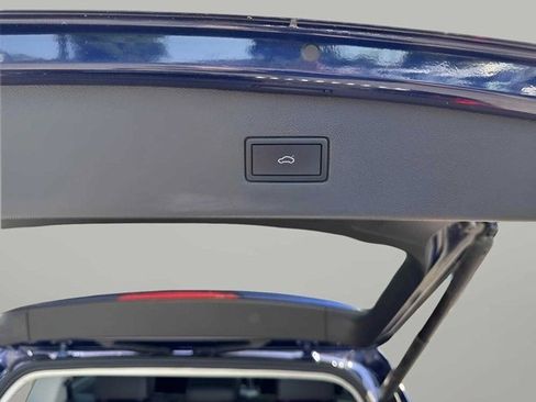 Used 2024 Volkswagen Tiguan Wolfsburg Edition image 12