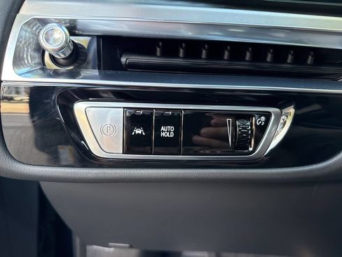 Used 2024 Cadillac Lyriq Sport AWD/4WD image 77