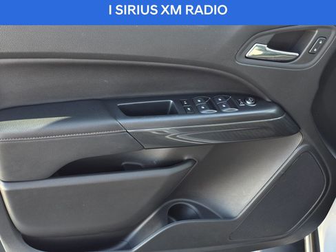 Used 2022 GMC Canyon AT4 image 17