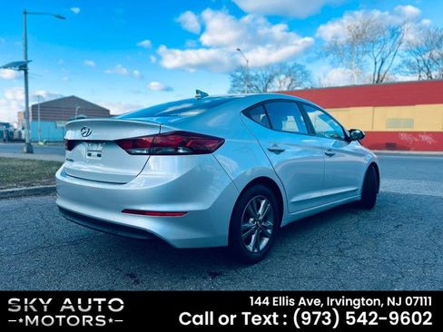 Used 2018 Hyundai Elantra SEL image 4