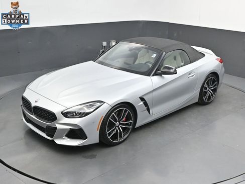 Certified 2022 BMW Z4 M40i w/ Premium Package image 25