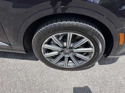 Used 2017 Audi Q7 3.0T Prestige AWD/4WD image 12