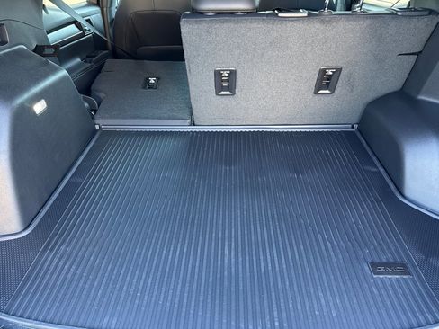 New 2026 GMC Terrain Elevation image 16