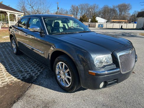 Used 2008 Chrysler 300 C image 3