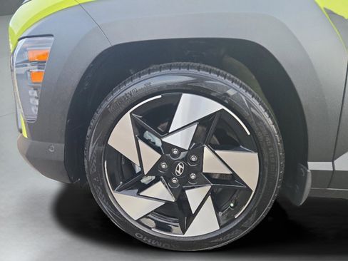 Used 2024 Hyundai Kona Limited image 9